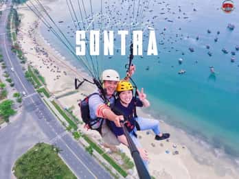 Il parapendio e la vista di Da Nang dall'alto sono meravigliosi