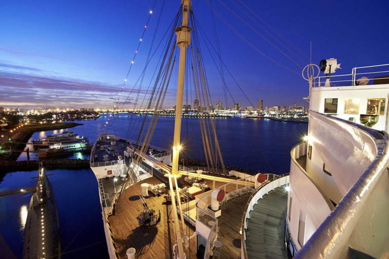 The Queen Mary: Admission and Paranormal Experience Haunted Encounters Tour w/admission