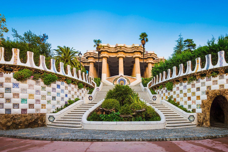Barcelona: Park Güell Fast Track Entry Visit with AudioApp Barcelona: Park Güell Visit with multi-language audioguide