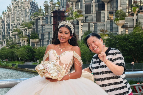 4-Hour Shanghai Highlights Photo Tour—Explore, Pose, Capture