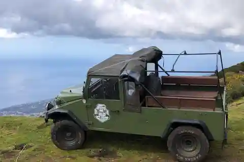 4 timmars unik jeepsafari till Pico do Arieiro, Madeira