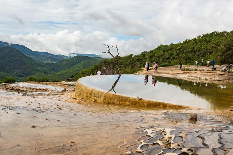 Oaxaca: Hierve el Agua - naturliga källor och kulturell rundtur