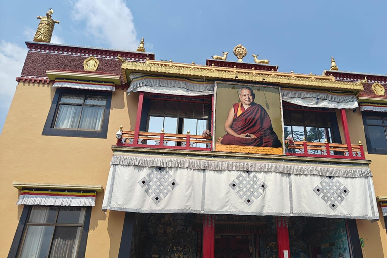 Kathmandu: Buddhist Stupas Tour with Kapon Monastery Visit