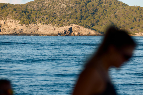 Ibiza: Formentera Boat Trip with Food, Drinks, & Bike Tour All- Inclusive Boat&Bike Tour in Formentera I Origin Edition