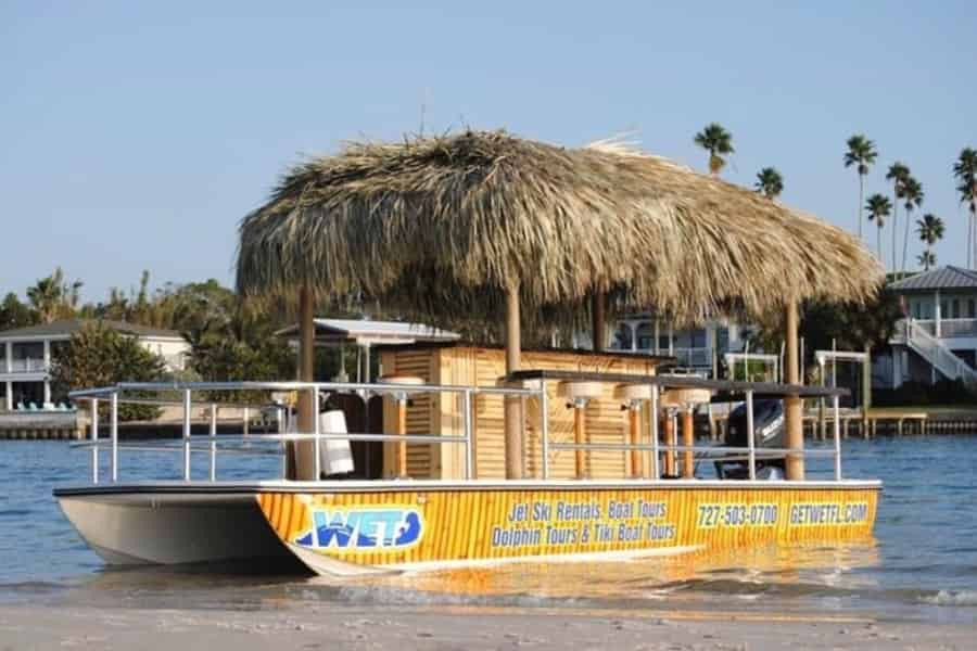 Clearwater: Tiki-Boot-Erlebnis. Foto: GetYourGuide