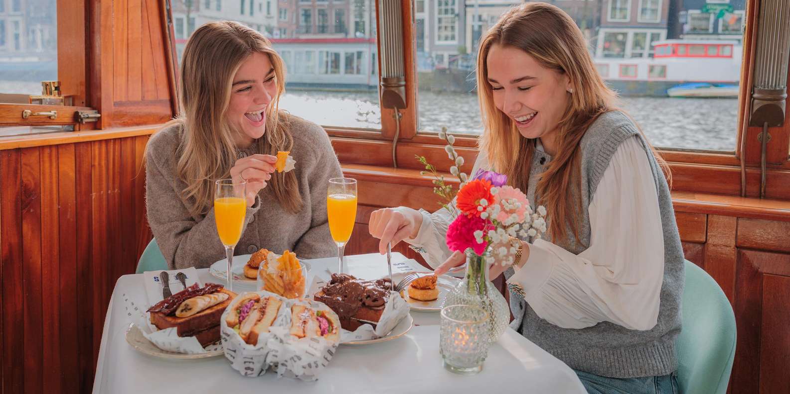 Amsterdam: High-end Brunch Canal Cruise