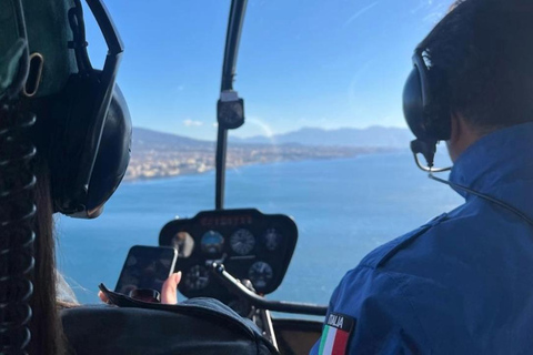 Naples et Pompéi : tour en hélicoptèreTour de Naples en hélicoptère