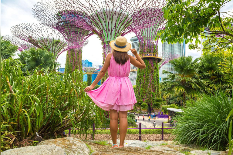 Singapore: Iconic Private Photoshoot Super Premium: 75 photos | 90 mins