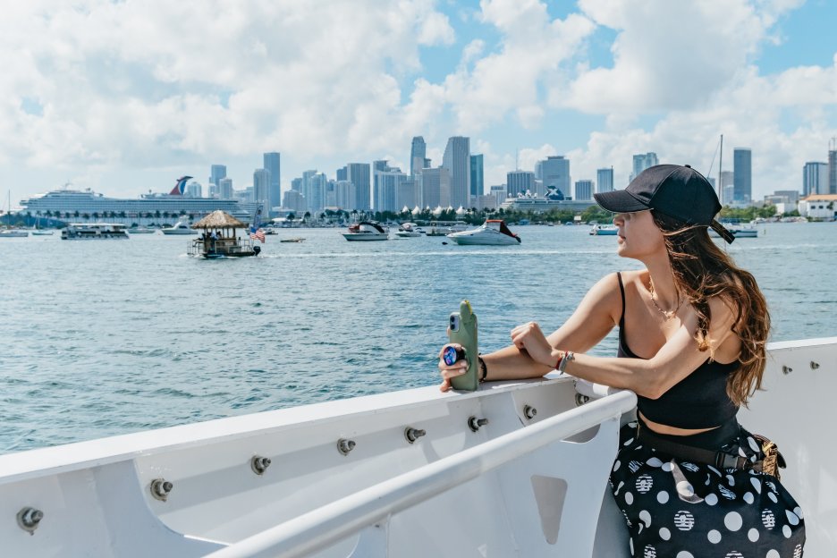 Miami: Millionaires Row Bay Cruise &amp; Sightseeing Bus Tour