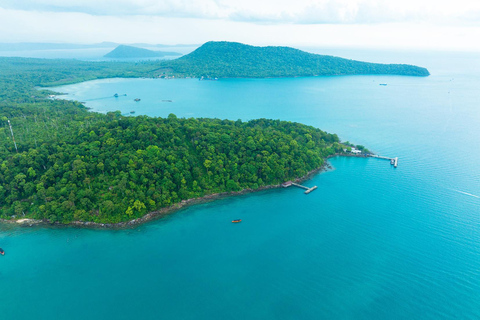 Phnom Penh da/per l&#039;isola di Koh Rong Auto e traghetto privatiPhnom Penh da/per Koh Rong Isaland con auto privata e traghetto