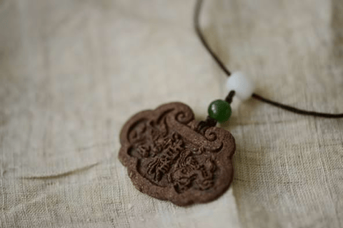 Guangzhou: Create Your Own Incense Pendant or Bracelet