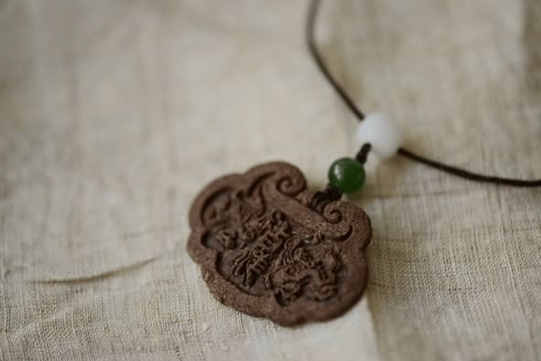 Guangzhou: Create Your Own Incense Pendant or Bracelet