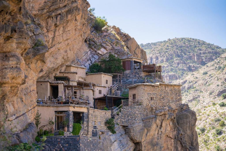 Private Jebel Akhdar Hike with Local Guide & Transfer