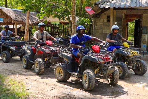 Phuket/Phang Nga: Excursión en quad, tirolina, rafting y cascada