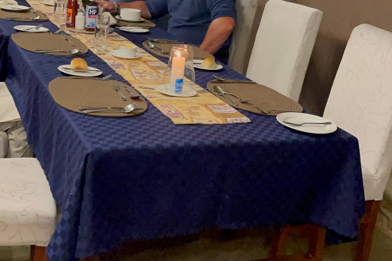 恩戈罗恩戈罗至吉力马扎罗山麓2日经济之旅恩戈罗恩戈罗至马特鲁尼和咖啡之旅（2 天经济之旅）