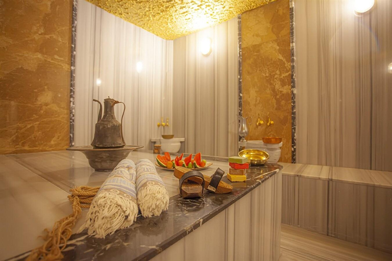 Antalya: Bagno turco boutique per piccoli gruppi in centroBagno turco boutique per piccoli gruppi con massaggio di 40 minuti