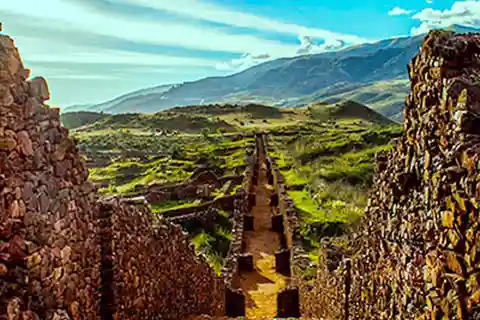 CUSCO: South Valley, Tipon, Pikillacta og Andahuaylillas