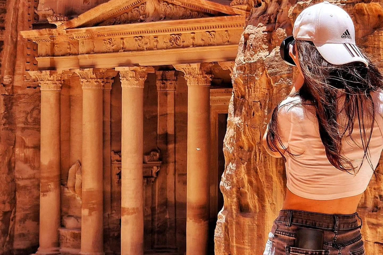 Jordan 4-Day Tour: Amman, Petra, Wadi Rum & Dead Sea