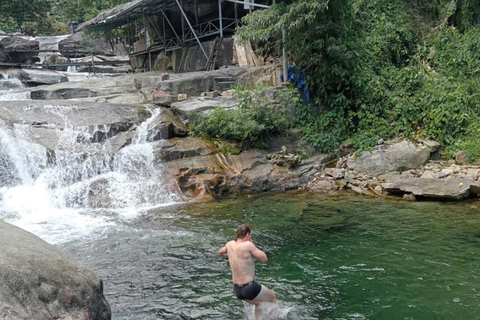 Von Da Nang oder Hoi An: MotorradtourVon Da Nang oder Hoi An aus: Motorradtour