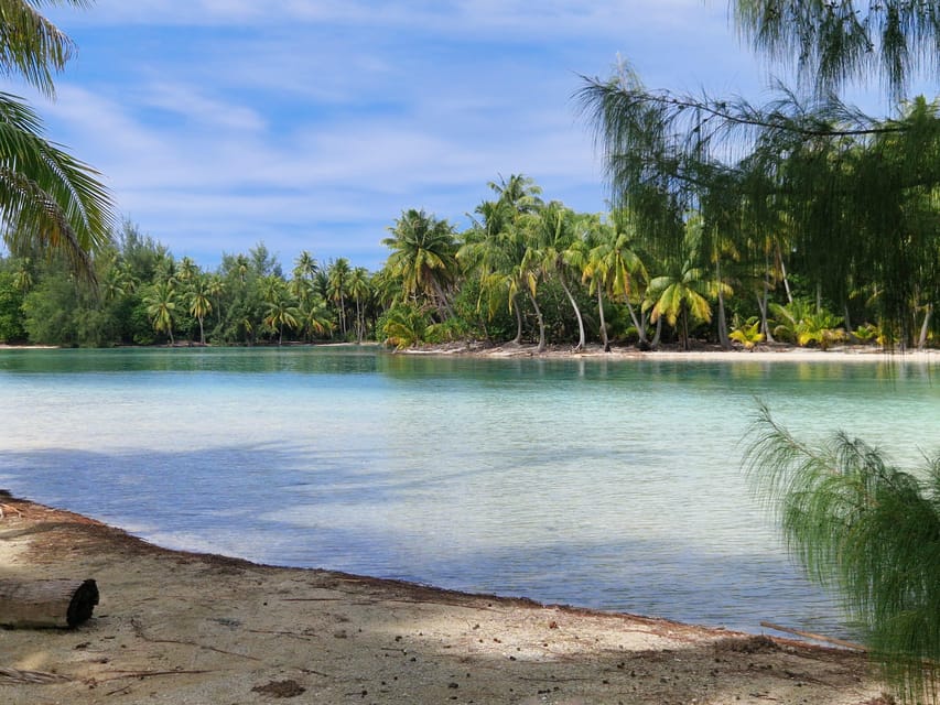 Taha'a: Tour partagé ou privé haut de gamme en bateau, Sunset vue Bora Bora