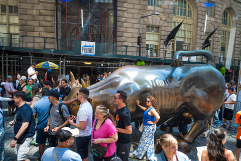 NYC: Half-Day Luxury Bus Tour with One World Access