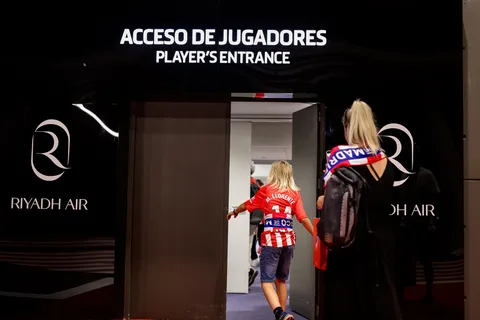 Tour Premium com pequeno-almoço no camarote privado de Simeone