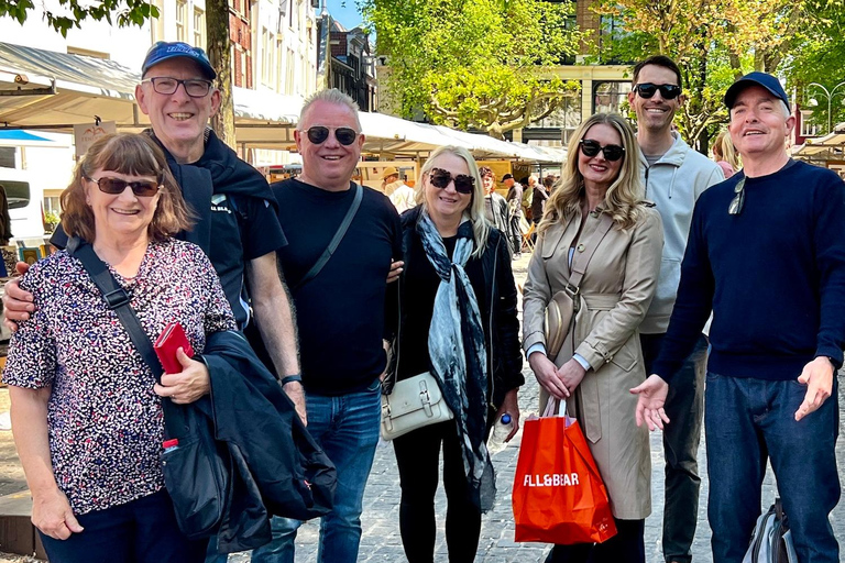 Amsterdam: Small Group Walking Tour with Fun Guide Walking Tour in Amsterdam with Enthusiastic and Fun Guide
