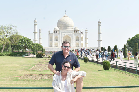 From Delhi: Sunrise Taj Mahal and Agra Fort Private Day Trip Private Tour from Delhi with Car, Driver, and Guide Only