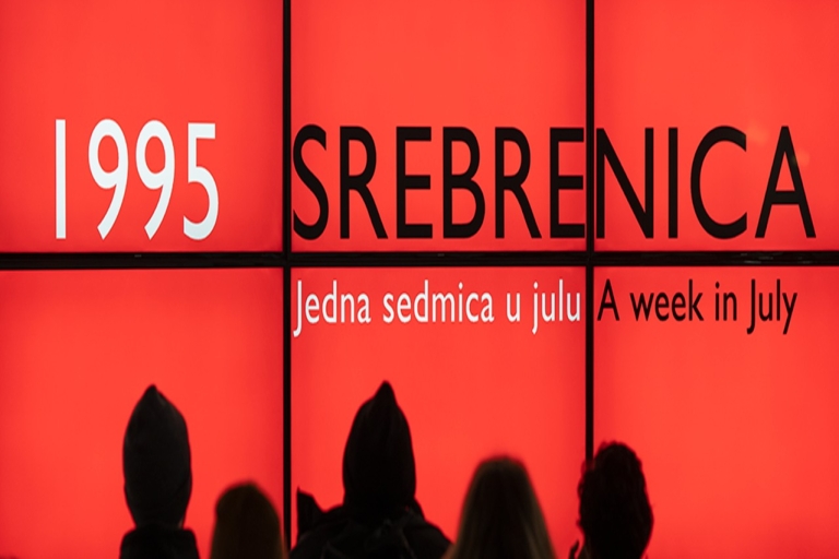 Sarajevo: tour met kleine groepen naar het herdenkingscomplex van SrebrenicaSrebrenica Tour vanuit Sarajevo