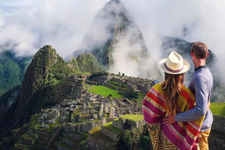 Da Cusco: 2 giorni di cammino Inca alla scoperta di Machu Picchu