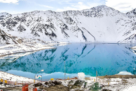 Santiago, Portilho et Laguna del IncaSantiago, Portilho et la lagune Inca