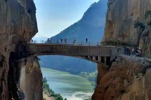 Desde Málaga: Excursión Caminito del Rey al Atardecer con Traslado