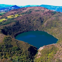 Visite du lac Sacré de Guatavita et visite partagée de Casa Loca - Hizvo