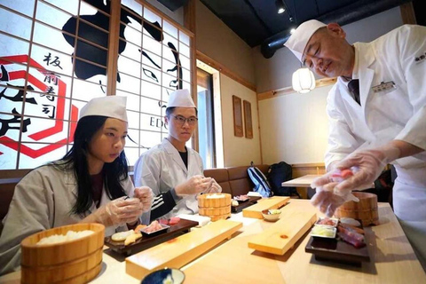 Atelier privé de sushi : Le chef vient à votre hôtelCours sur le plémium