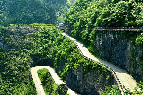 Tianmen Mountain 1-Day Tour｜Heaven’s Gate · Glass Skywalk [Private Tour] English-speaking Guide