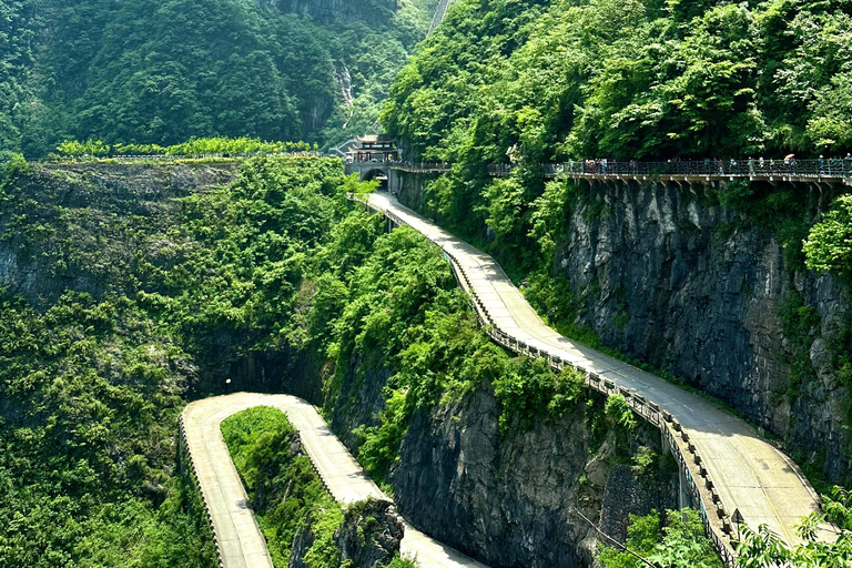 Tianmen Mountain 1-Day Tour｜Heaven’s Gate · Glass Skywalk [Private Tour] English-speaking Guide
