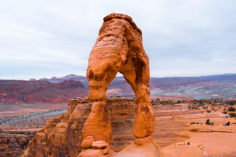 Wadi Rum: Horseback Ride to Khazali Canyon & Sand Dune