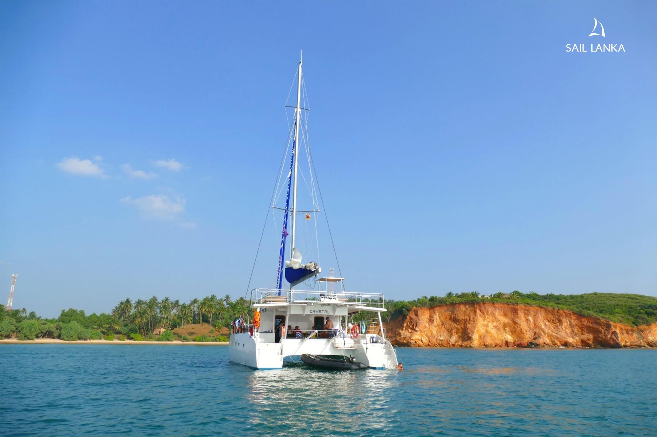 Sail Lanka Charter – Whale-Watching-Bootsfahrt in Trincomalee