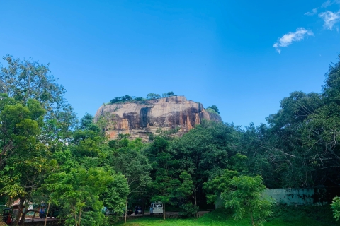 Jednodniowa wycieczka z Kolombo do wspaniałej Sigiriyi