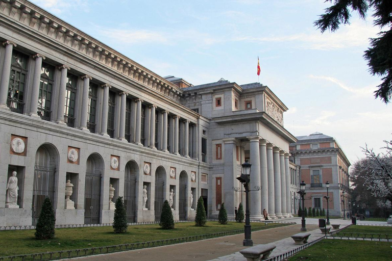 Madrid: VIP Private visit to Royal Palace and Prado Museum Madrid: Royal Palace and Prado Museum with an official guide