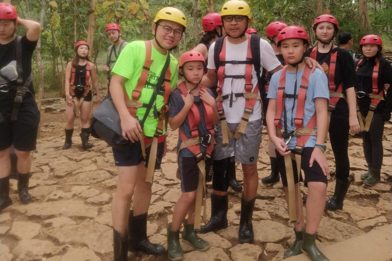 Visite de la grotte de Jomblang et de la grotte de Pindul