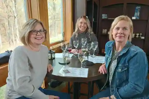 NON BUS Traverse City Left Foot Charley Leelanau Wine Tour