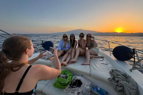 Giardini Naxos:Sunset with Dolphin sighting and Aperitif