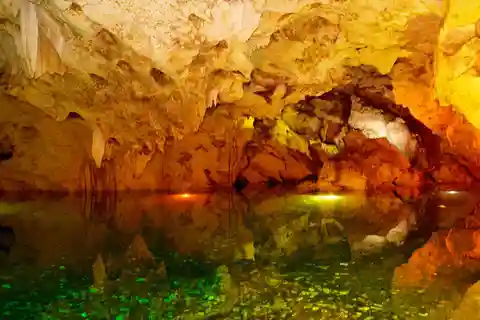 Ocho Rios: Green Grotto Caves and Dunn's River Falls Daytrip