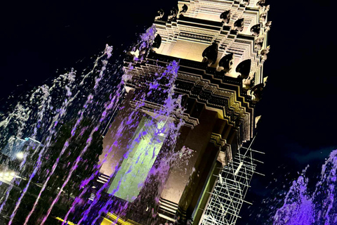 Phnom Penh Evening Cyclo Tour