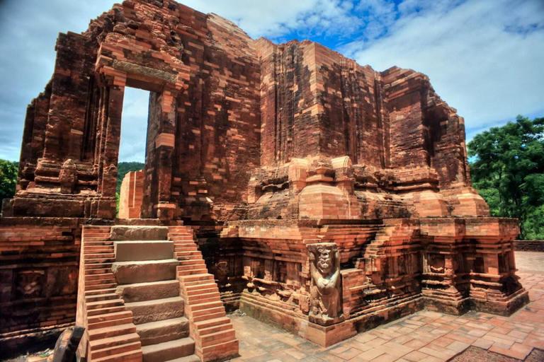 From Hoi An or Da Nang: My Son Sanctuary Heritage Discovery Private Tour & Private Car Transfer & Private Tour Guide