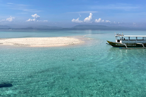 Lombok: Gili Islands Hopping Tour with Snorkeling in One Day private small trip