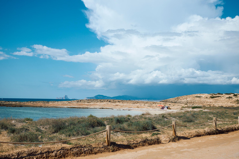 Ibiza: Formentera Boat Trip with Food, Drinks, & Bike Tour All- Inclusive Boat&Bike Tour in Formentera I Origin Edition