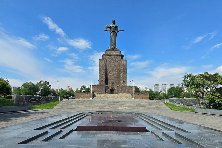 From Tbilisi: Armenia Day Trip with Sevanavank Monastery