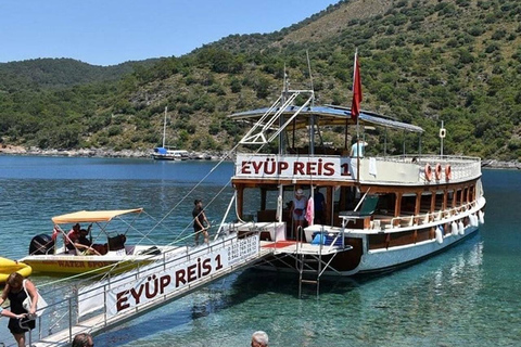 Ölüdeniz: 6 Islands Deluxe Gulet Boat with Lunch & DJ Ölüdeniz: 6 Islands Deluxe Gulet Boat with Lunch & DJ
